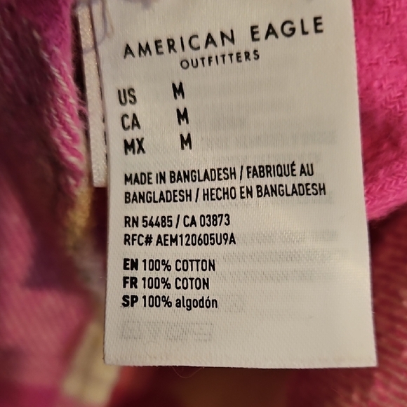 American Eagle Pink and White Shirt - Picture 4 of 5